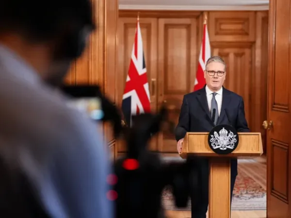 Trump Criticizes Starmer, Says Special Relationship in Peril