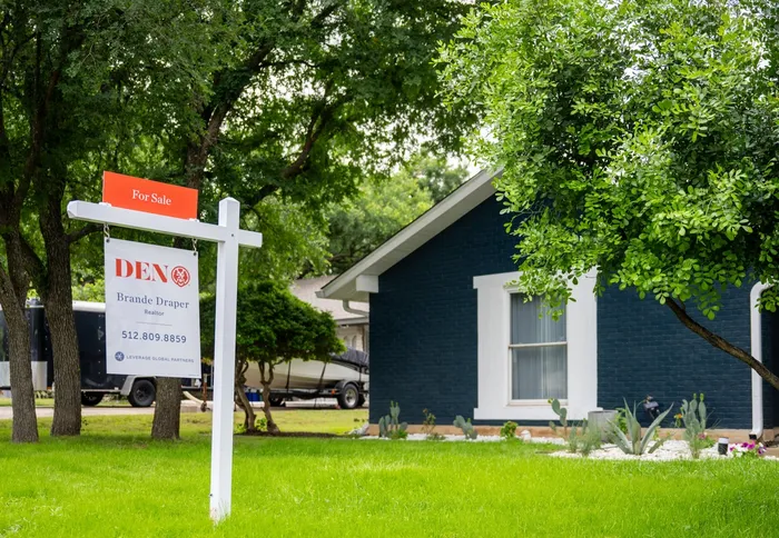 New Listings Tick Up 3 Percent as Mortgage Rates Continue to Slide