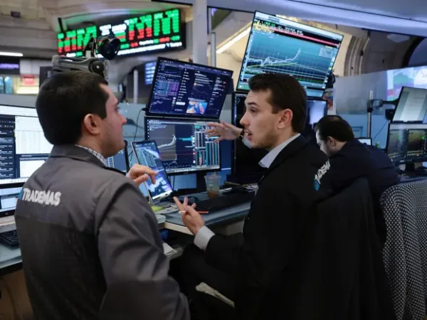 Wall Street Review: S&P 500 Surpasses 7,100 for First Time