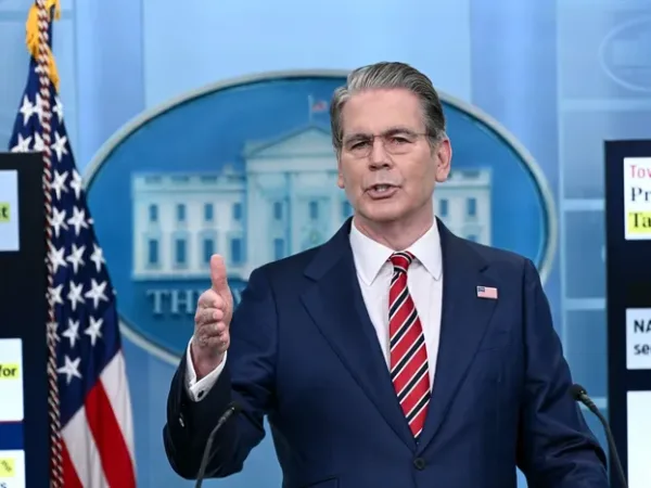 US Sanctions 35 Individuals, Entities to Dismantle Iran’s Shadow Banking