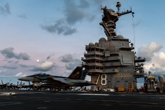 3 US Warships Fended off Iranian Missile, Drone Attacks, CENTCOM Says