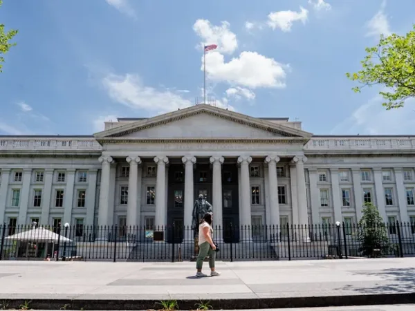 Treasury Department Alerts US Banks to Suspected Iranian Money Laundering Efforts