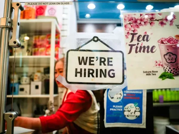 US Economy Adds 115,000 Jobs in April, Beating Market Estimates