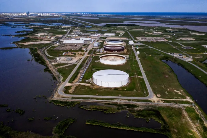 US to Release up to 92.5 Million Barrels of Oil From Reserves